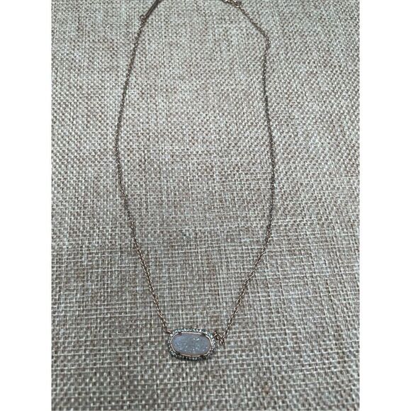 Kendra Scott Elisa Gold Pendant Necklace in Iridescent Drusy - Picture 8 of 9